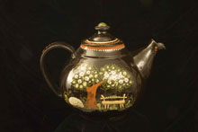 VR Swiss folkart teapot